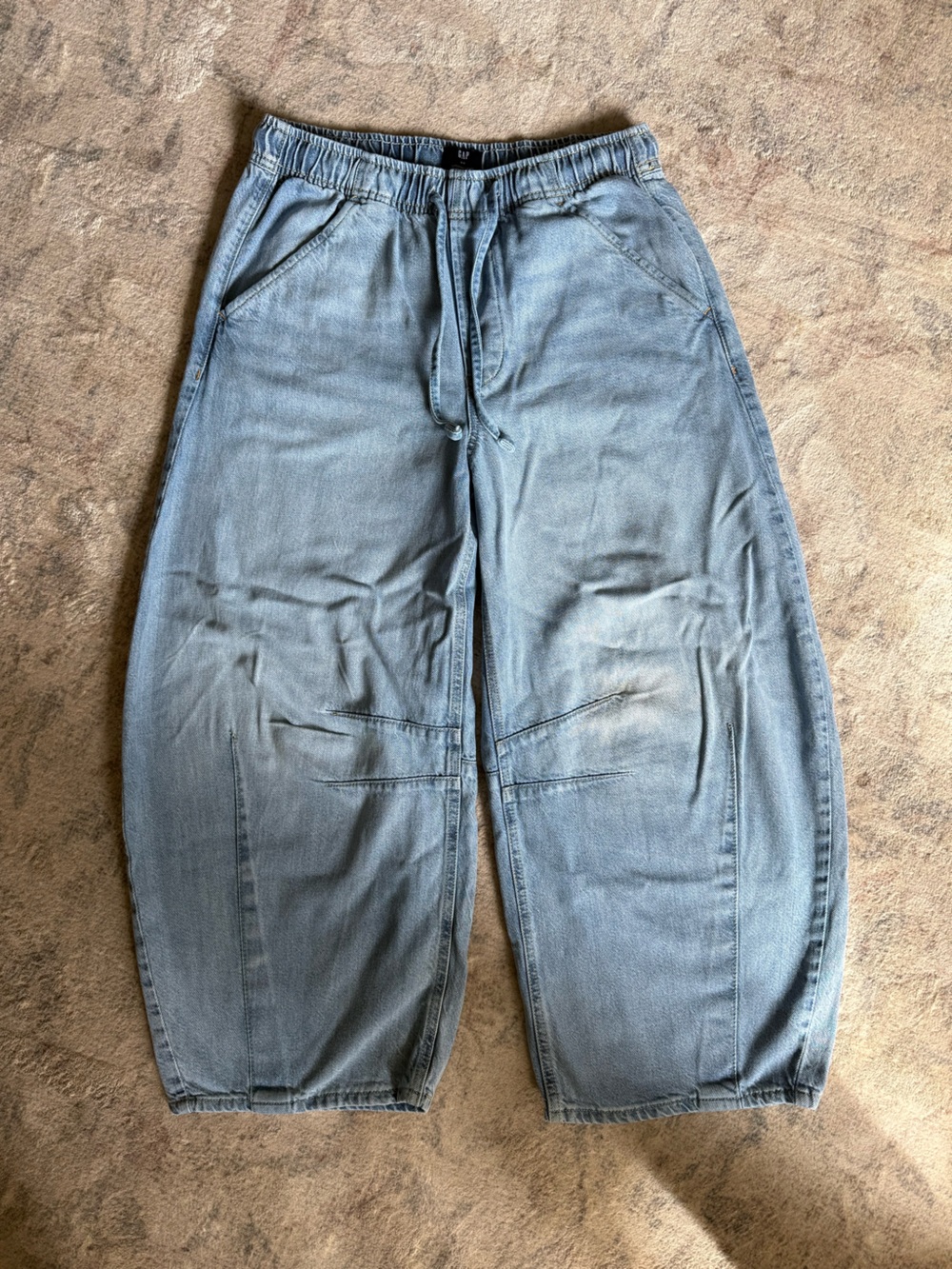 GAP UltraSoft Denim Barrel Jeans Small Petite Light Wash